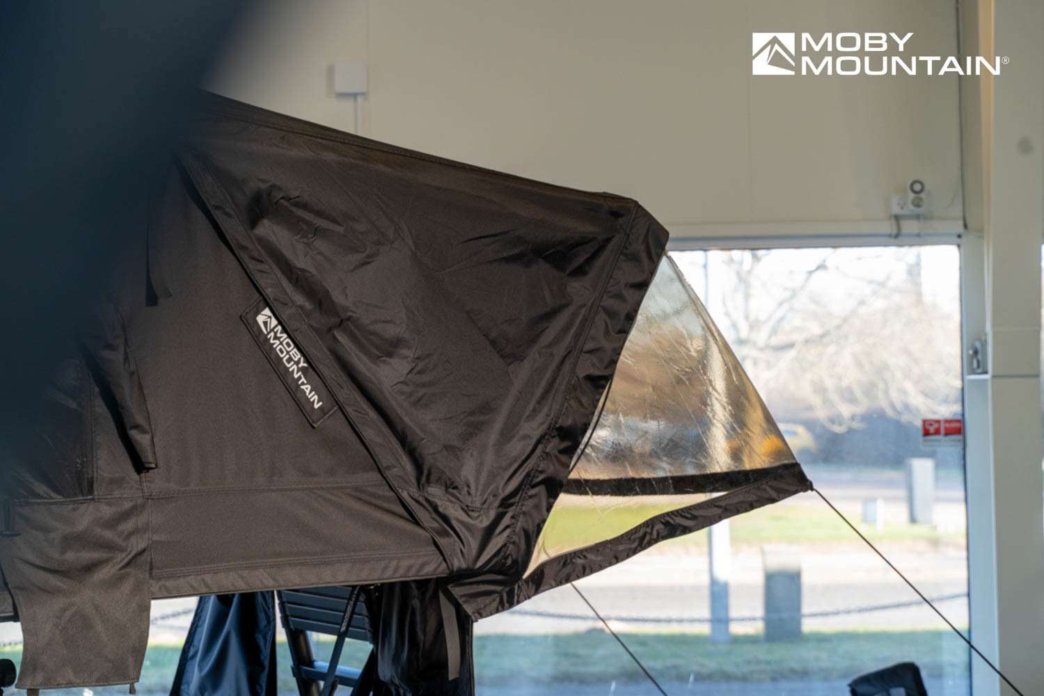 Tent shade I Horizontal I Moby Mountain roof top tent (4)