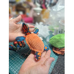 Gertrude, jouet tortue pour chat fait main dans mon atelier en France.