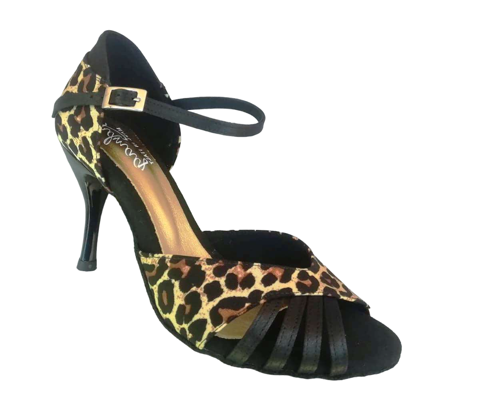 Chaussures de danse femme NICOLA à bouts ouverts en tissu léopard et satin noir talon aiguille laqué noir 8.5cm vue 3 quarts