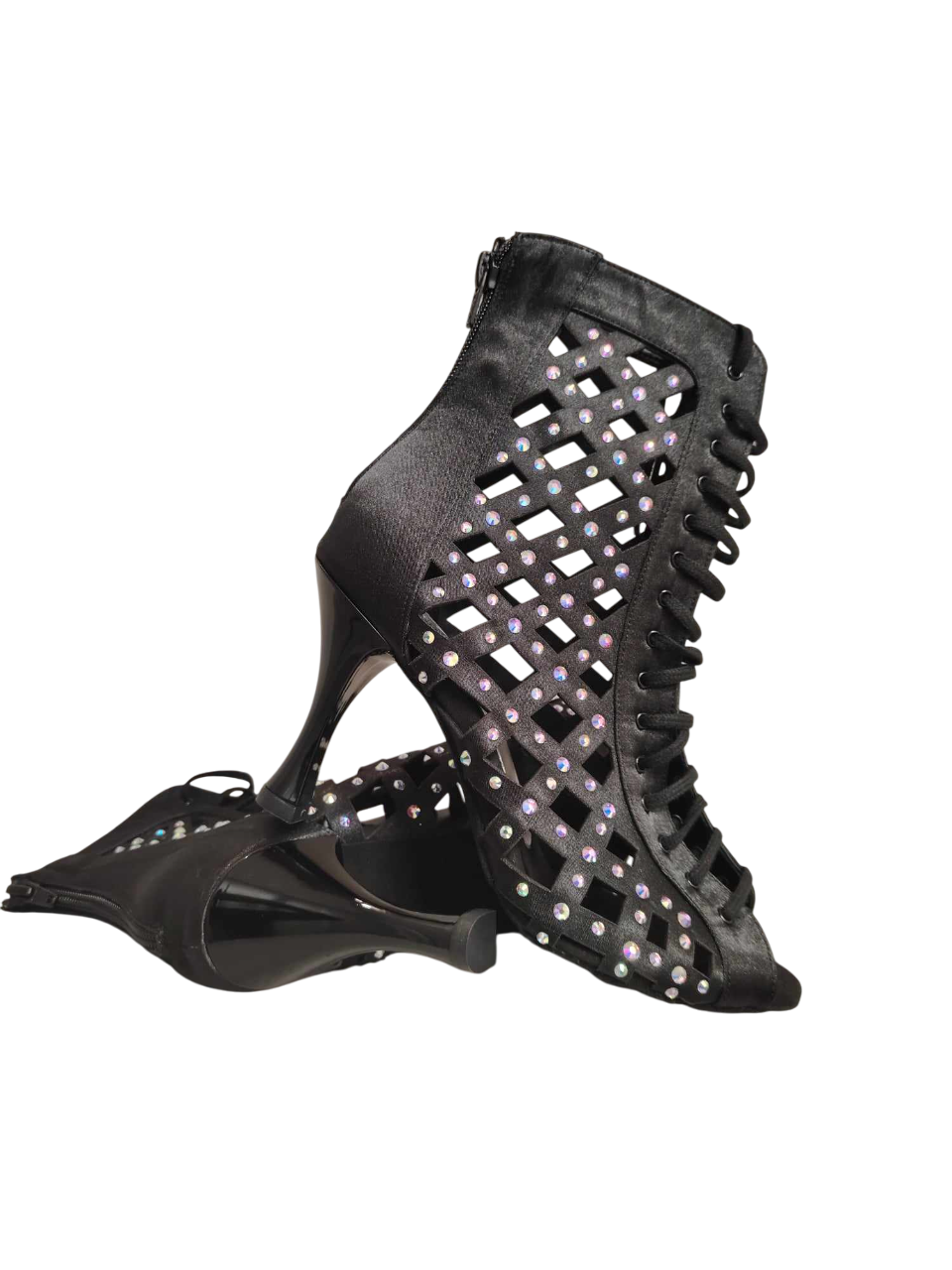 diva noir 10-Photoroom