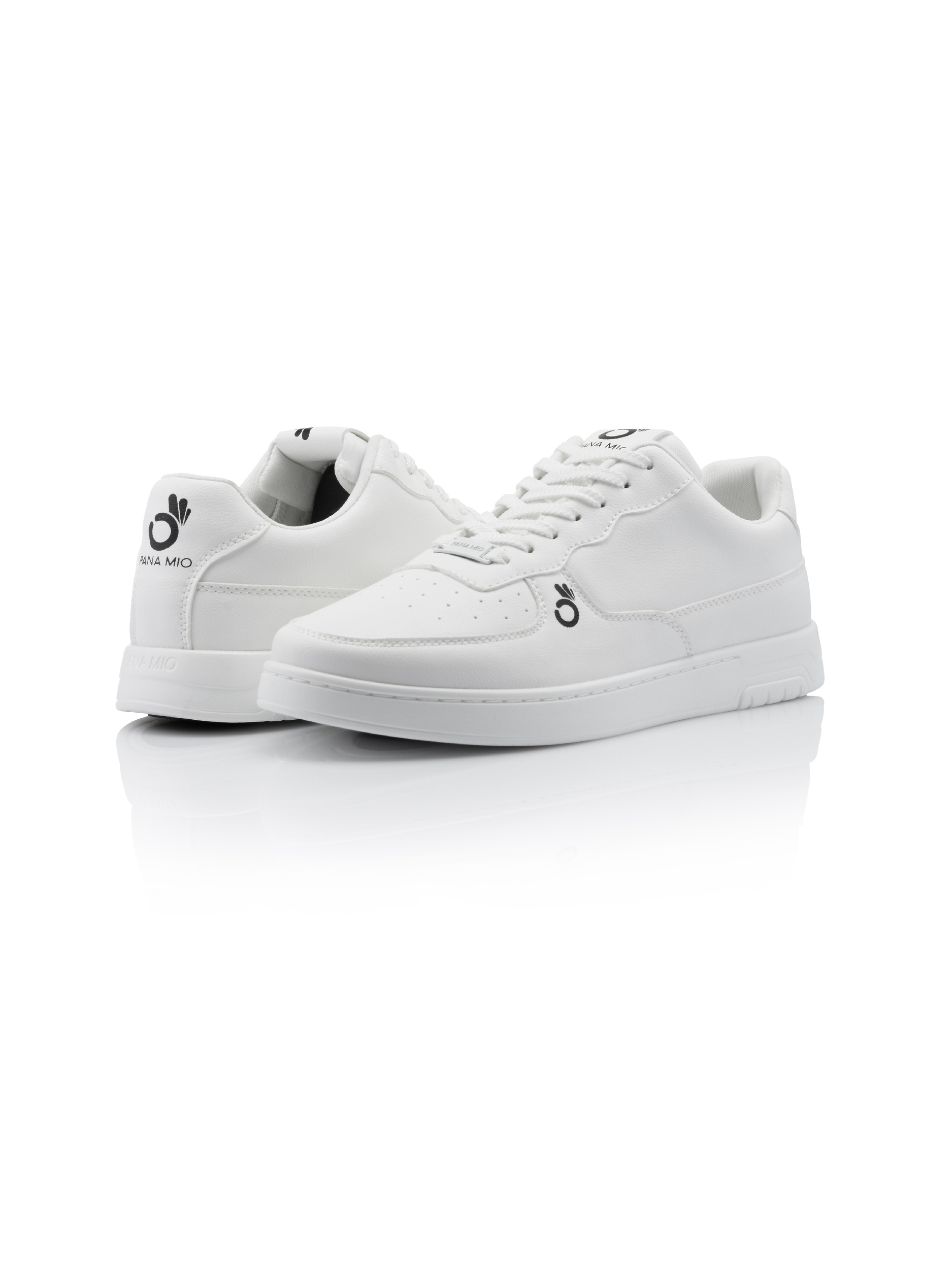 Baskets de danse PANA MIO blanches avec spins légères confortables respirantes Vue de 3 quarts