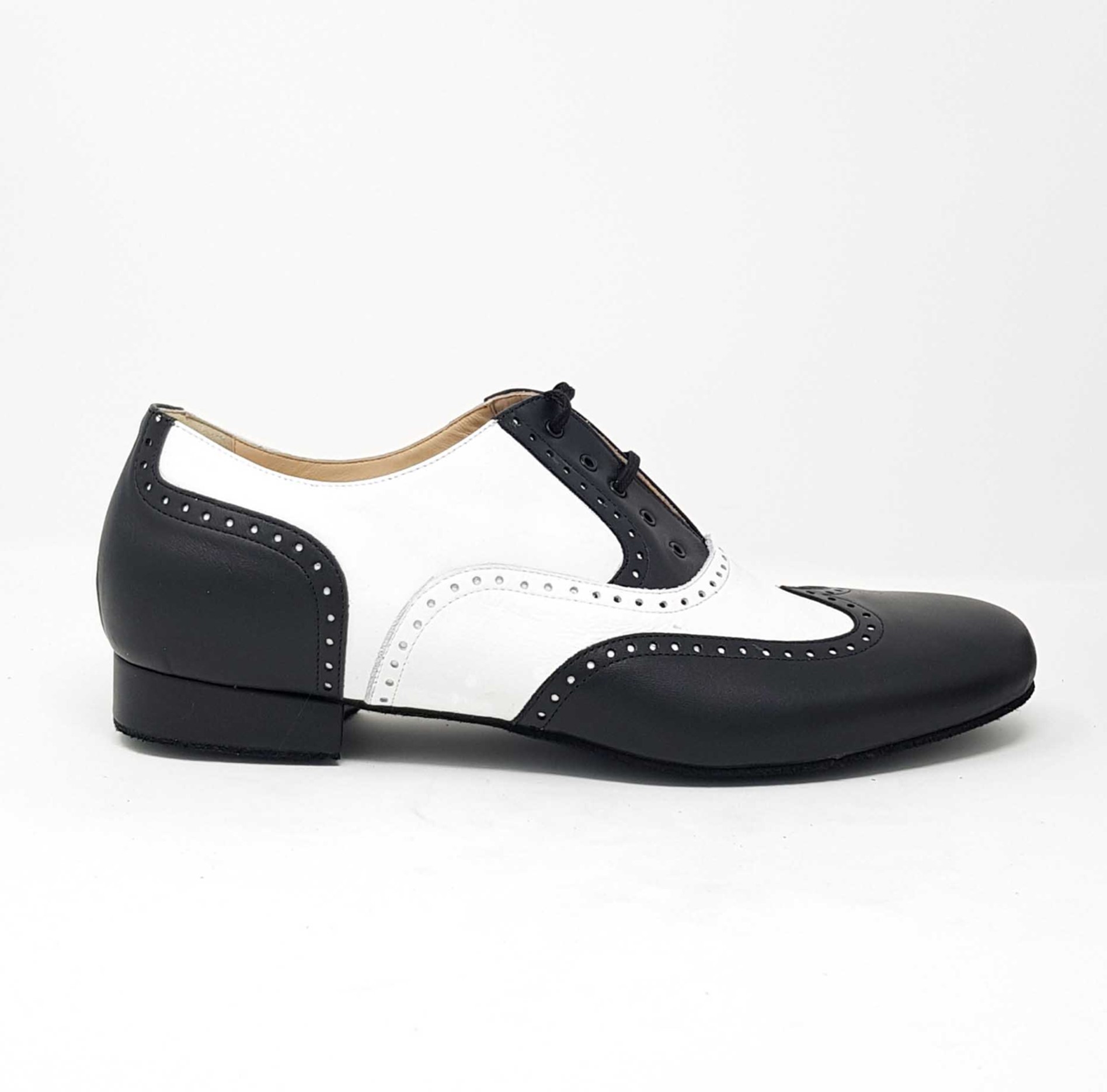 Chaussures de danse homme STEFANO en cuir noir et blanc Talon 2,5cm Semelle peau. Vue profil