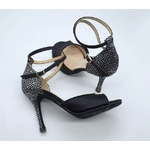 Chaussures de danse femme CUBIC à bouts ouverts en satin noir devant et tissu motif cubes sur talon fin 9cm attache croisée cheville vue paire