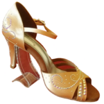 Chaussures de danse femme STELLA à bouts ouverts en satin chair et strass talon strassé 8,5cm chair vue 3 quarts