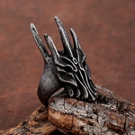 Bague-en-acier-inoxydable-pour-hommes-anneau-Vintage-noir-casque-de-Sauron-Punk-gothique-Dragon-pour