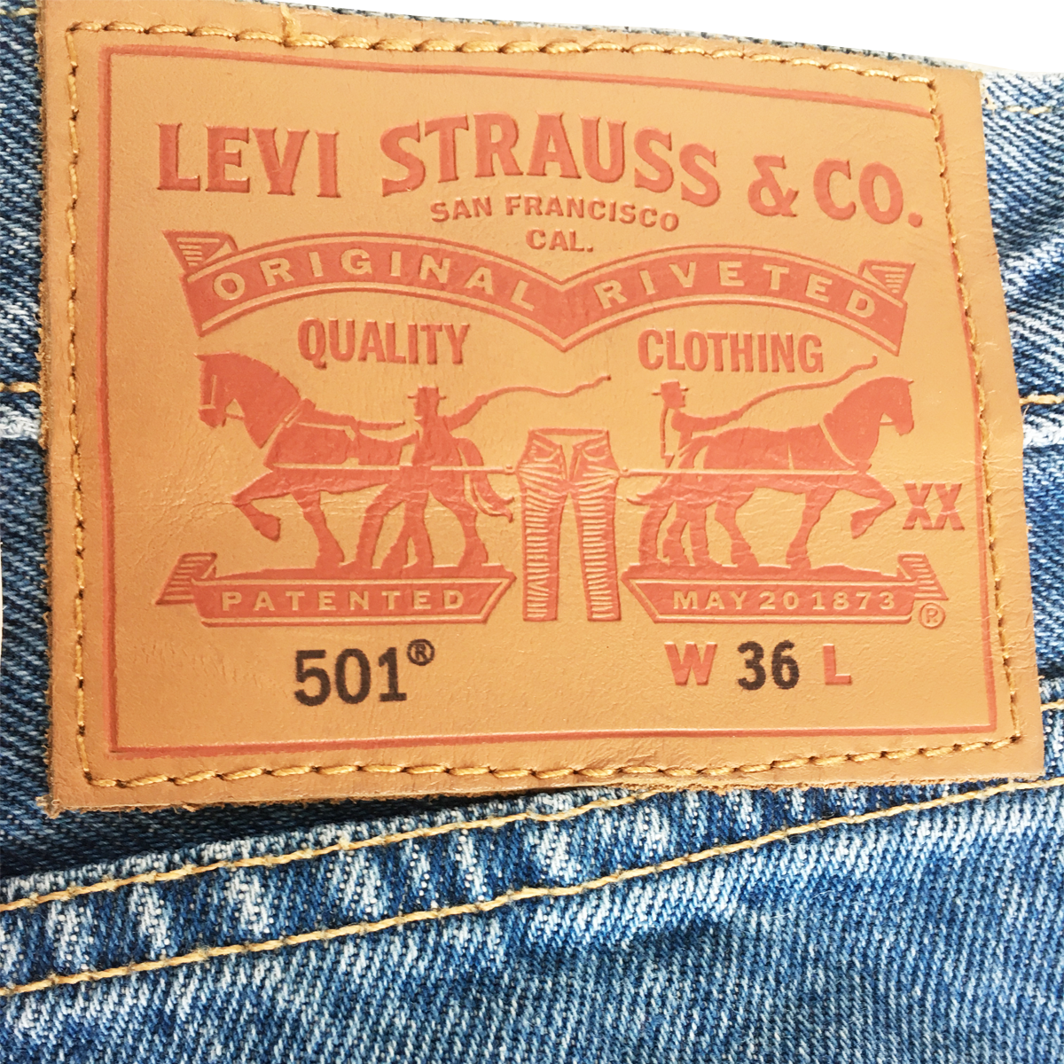 Levis 501 cropped blue straight lined 10