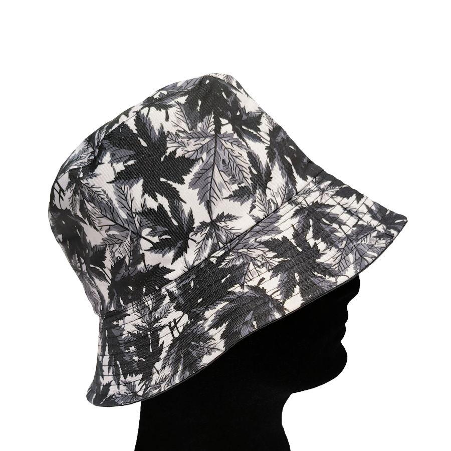 Reversible bucket hat with leaf print