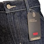 levis-premium-cropped-smiley-10