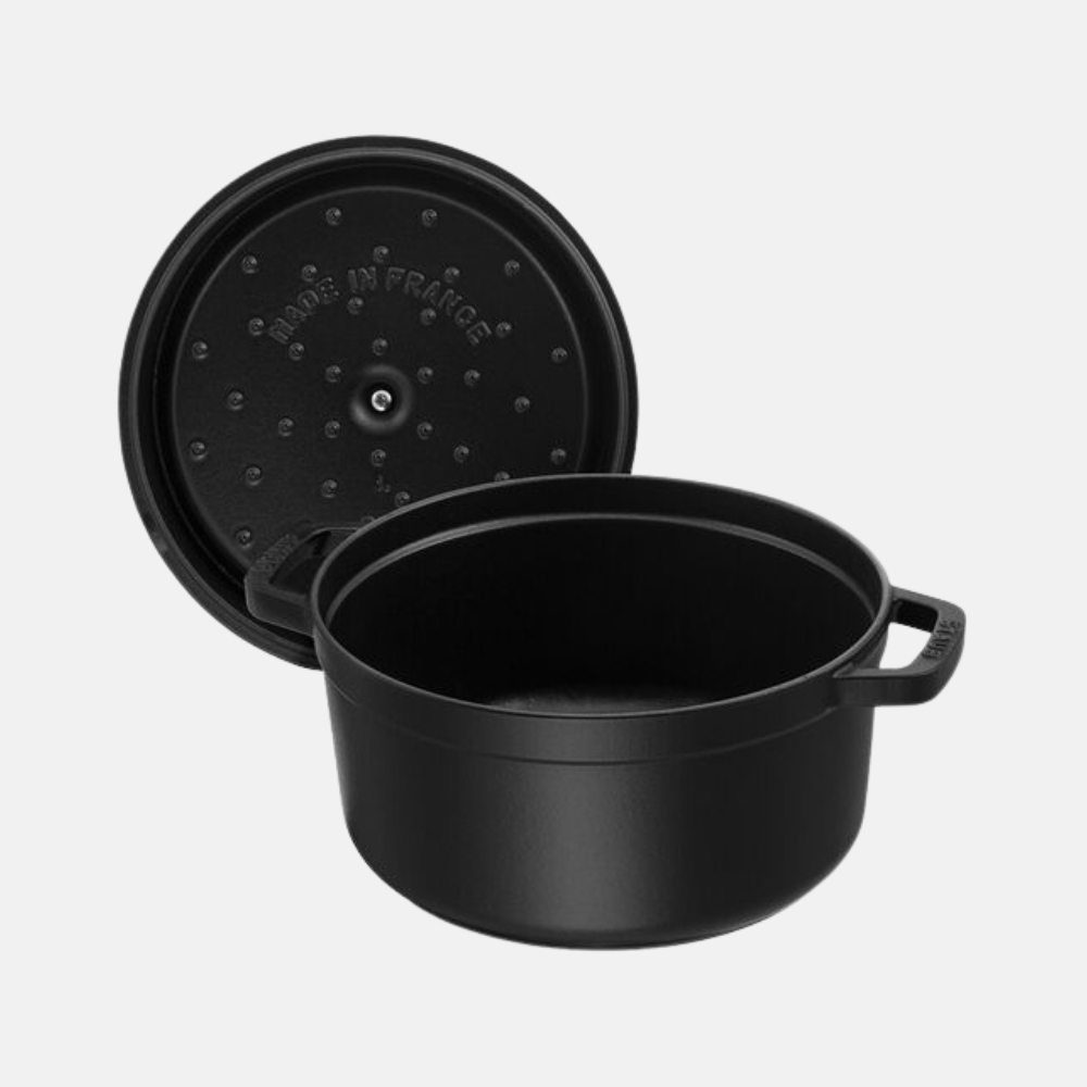 Cocotte en fonte ronde noir mat STAUB