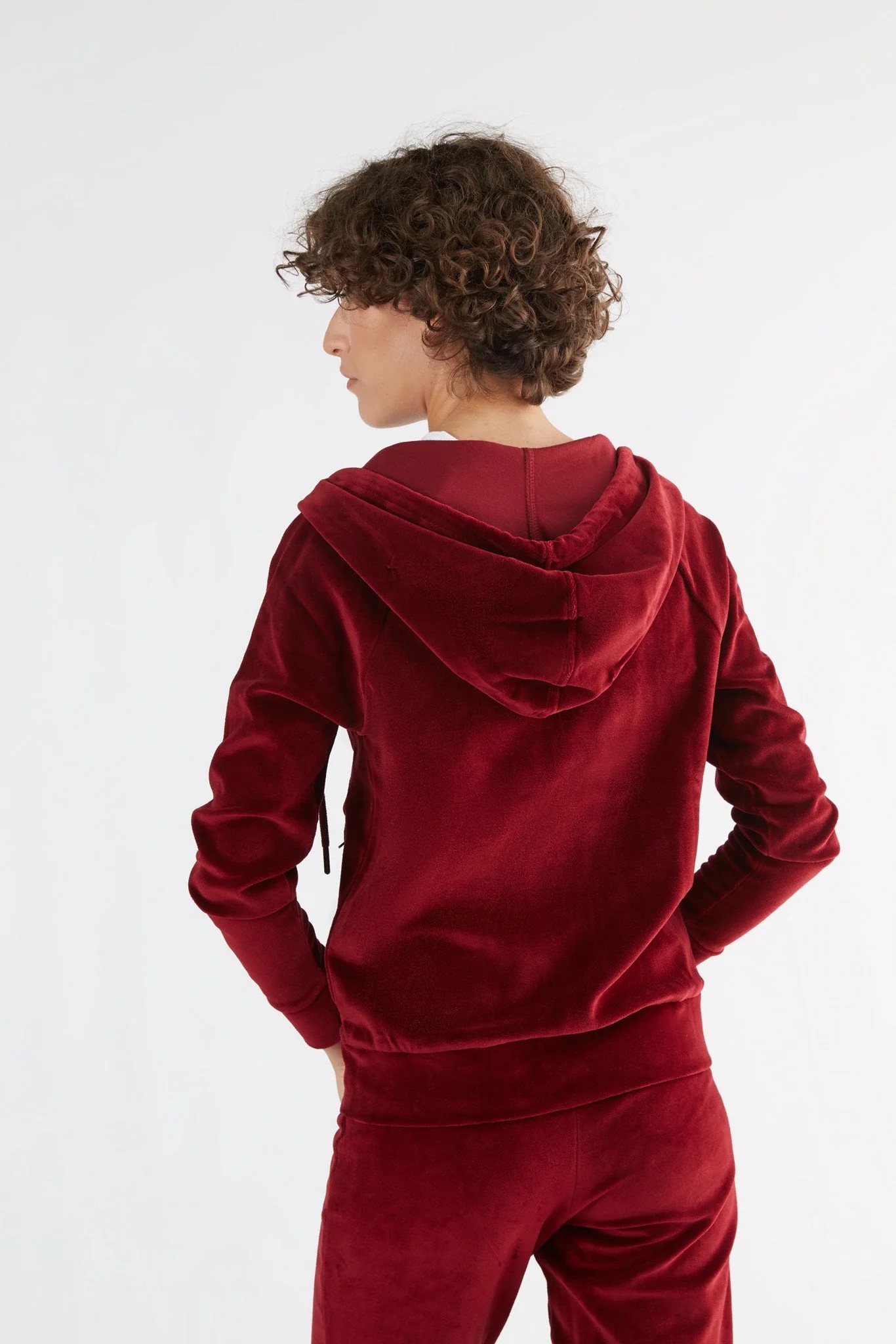 veste-jogging-naturelle_1271-03_2_34e1a211-bdab-427a-8c4a-4a6e447411b1_2048x2048