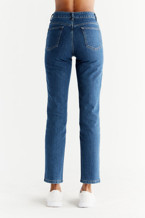 jean-en-coton-biologique-pour-femme_WQ1009-231 Women Straight Fit - Lapis Blue – Leela Cotton Naturtextilien Handels GmbH