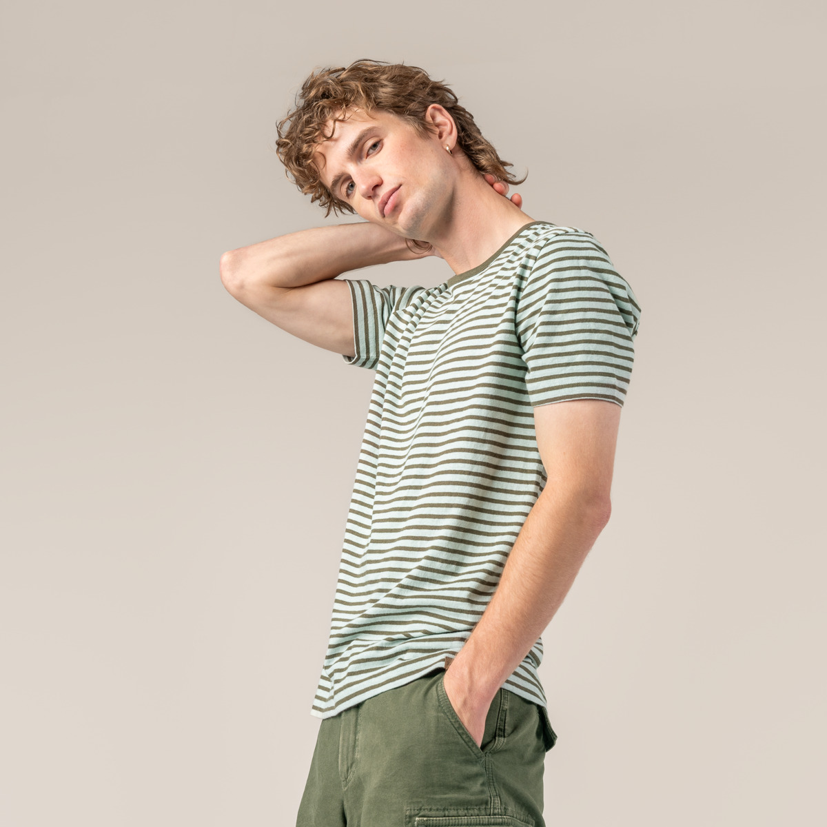 t-shirt-homme-lin-manches-courtes_63244_2e