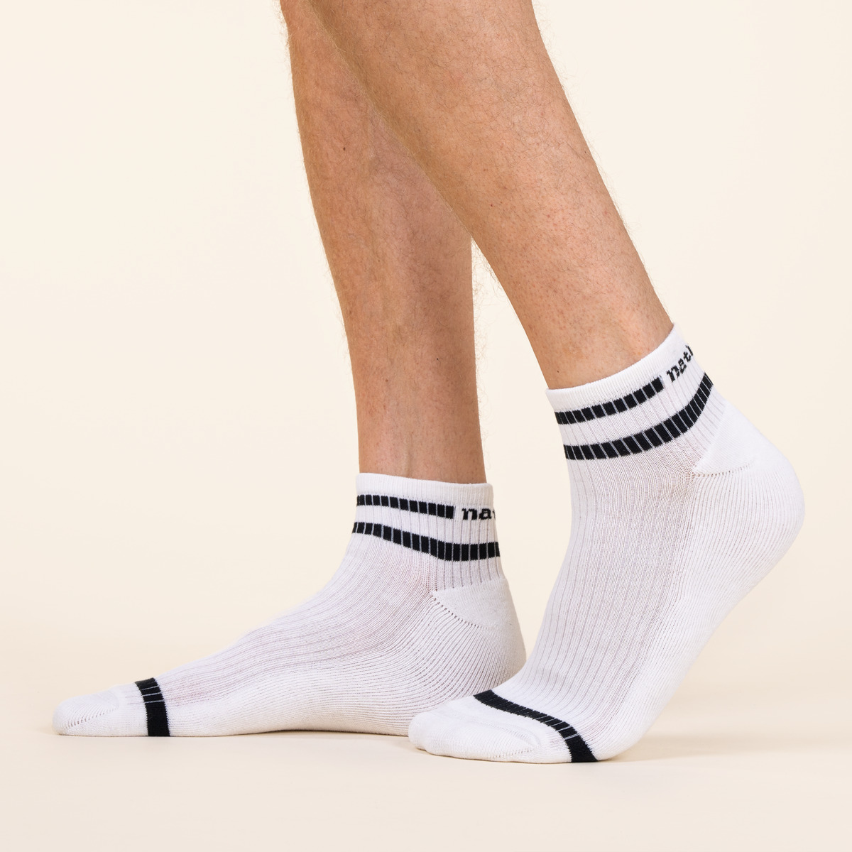 socquettes-écologiques-confortables-coton-bio_333_11-2
