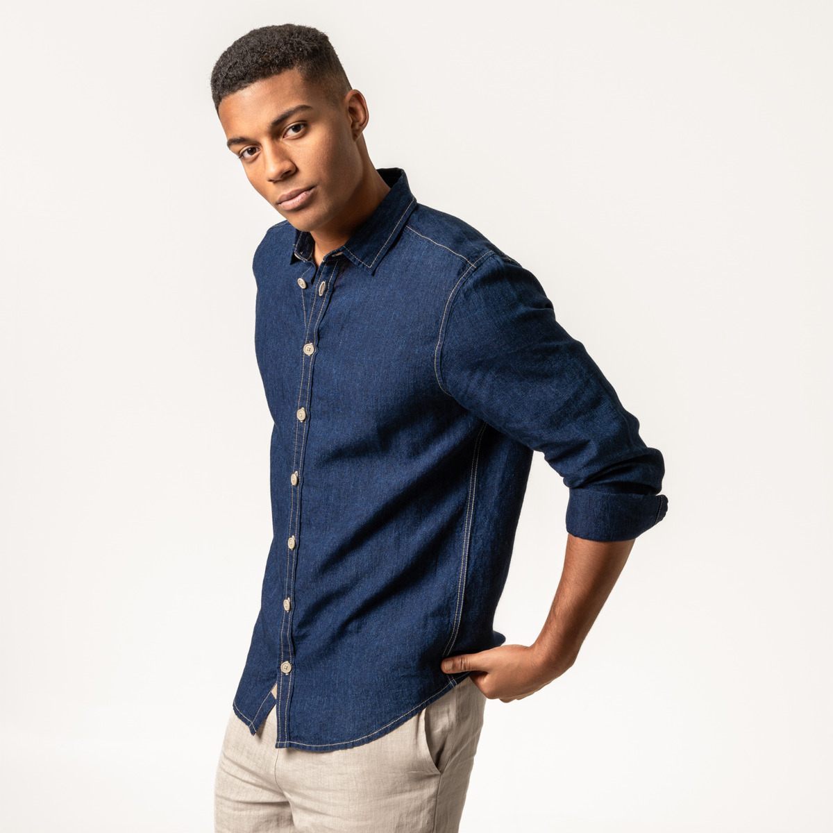 denim-lin-chemise-homme-amandus-col-classique_66658_669_3
