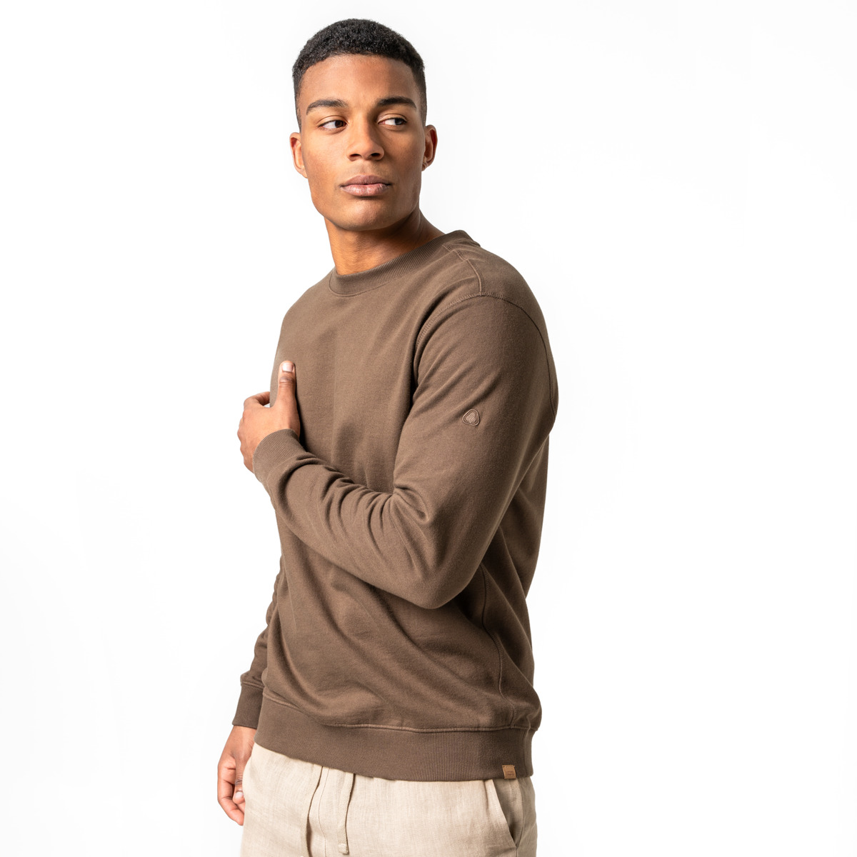 Pull-sweatshirt-homme-coton-biologique-style-casual-chic_63247_1094_3
