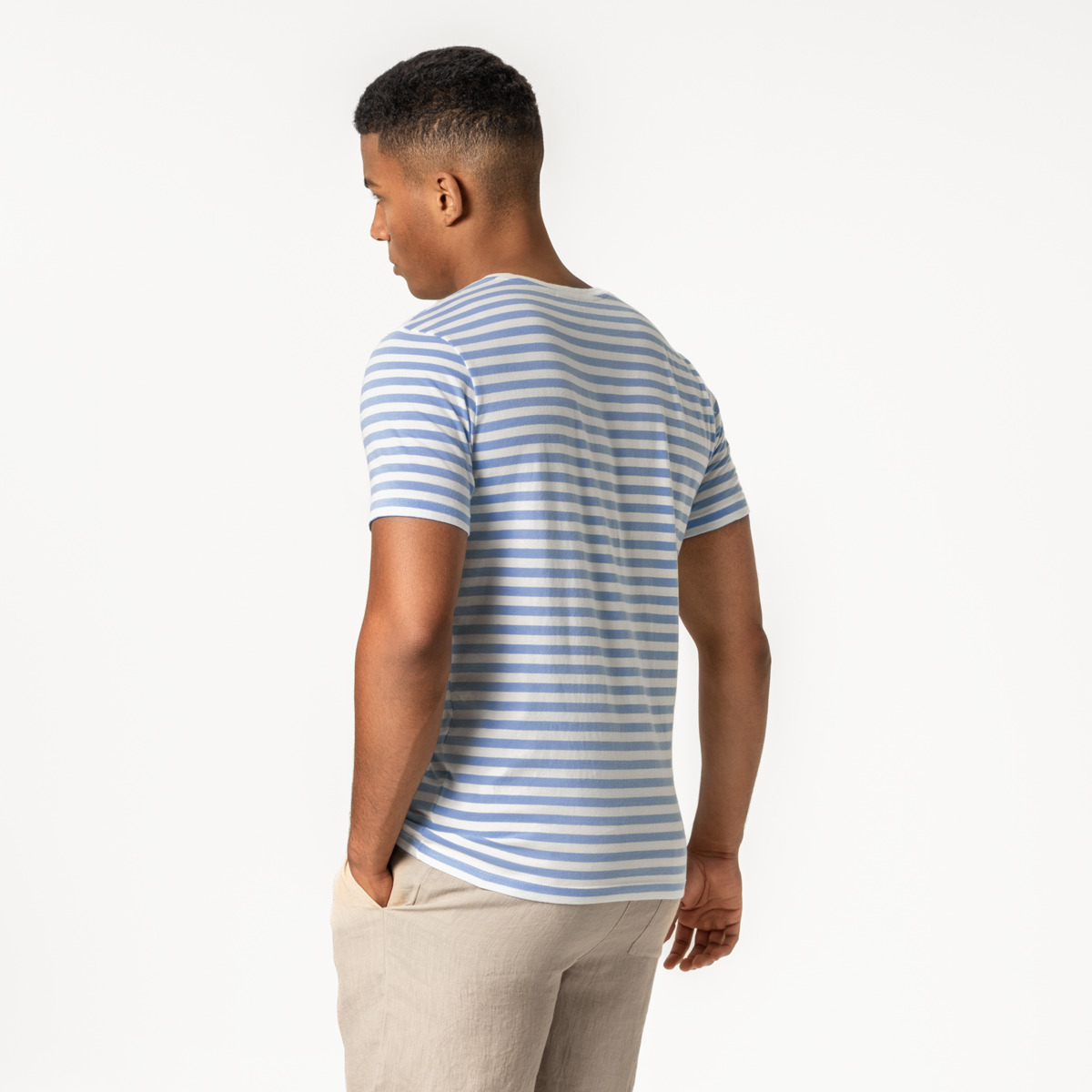 t-shirt-confortable-respirant-homme_63269_236_4