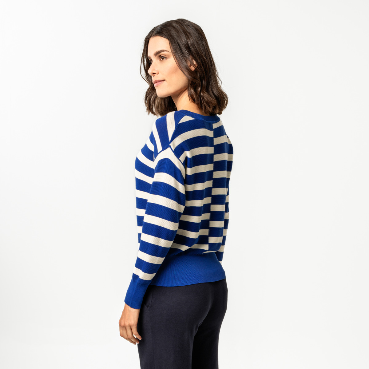 pull-confortable-femme_63951_1143_5