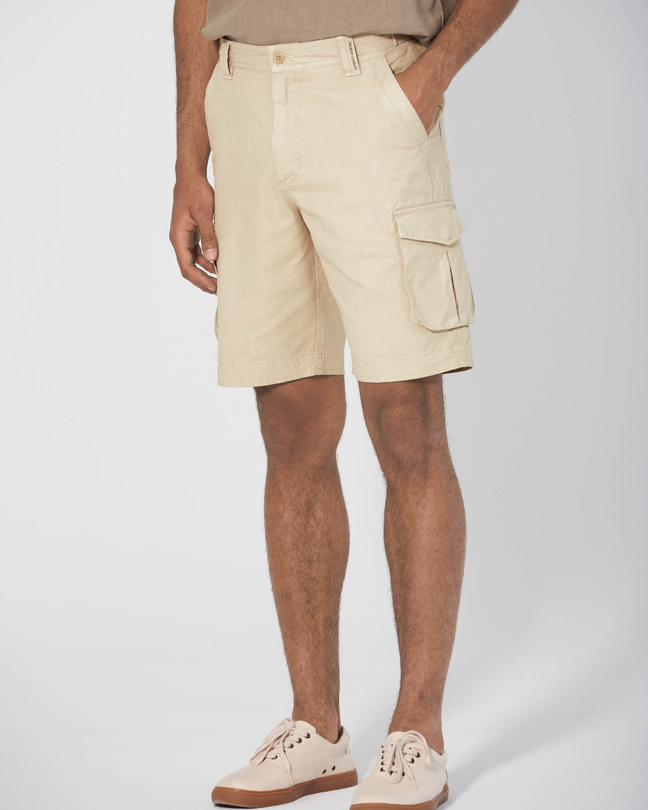 bermuda-cargo-homme_DH532_gobi