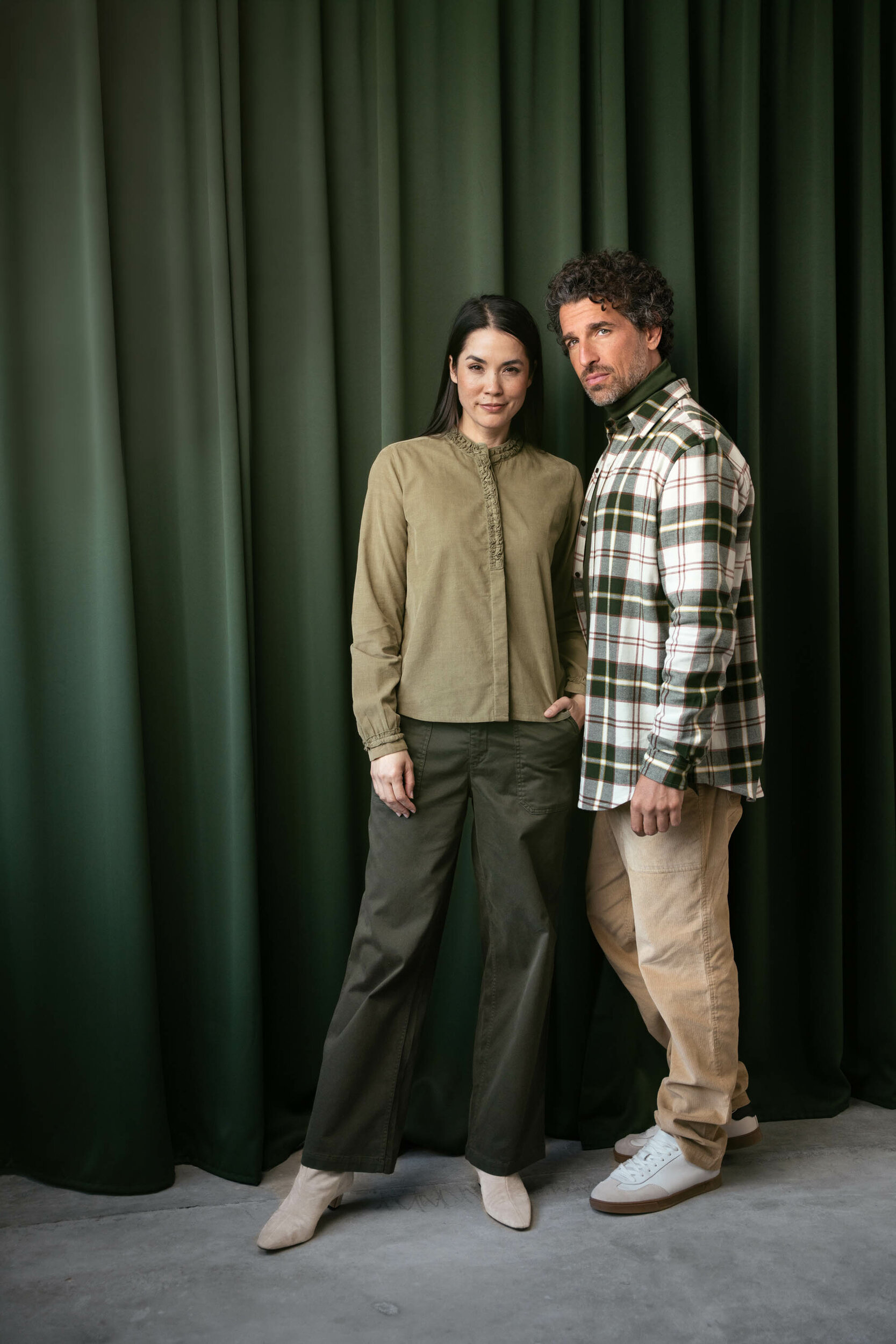 vêtements-coton-bio-homme-femme_63956_1167_63639_1166_63275_44_63765_470_63274_1006_01