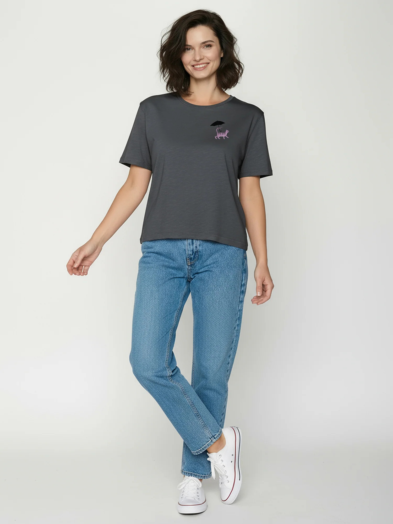 T-shirt femme Cat Walk coupe ample coton bio, gris gravier, porté de dos