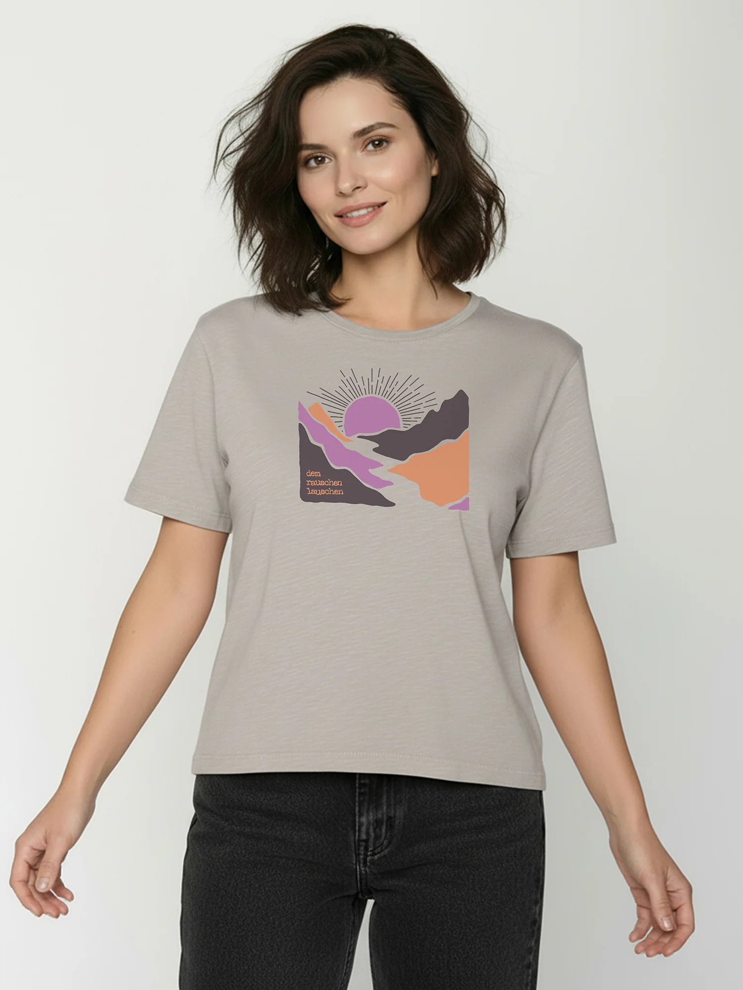 T-shirt femme ample coucher de soleil sur la rivière en coton bio GOTS, beige grès