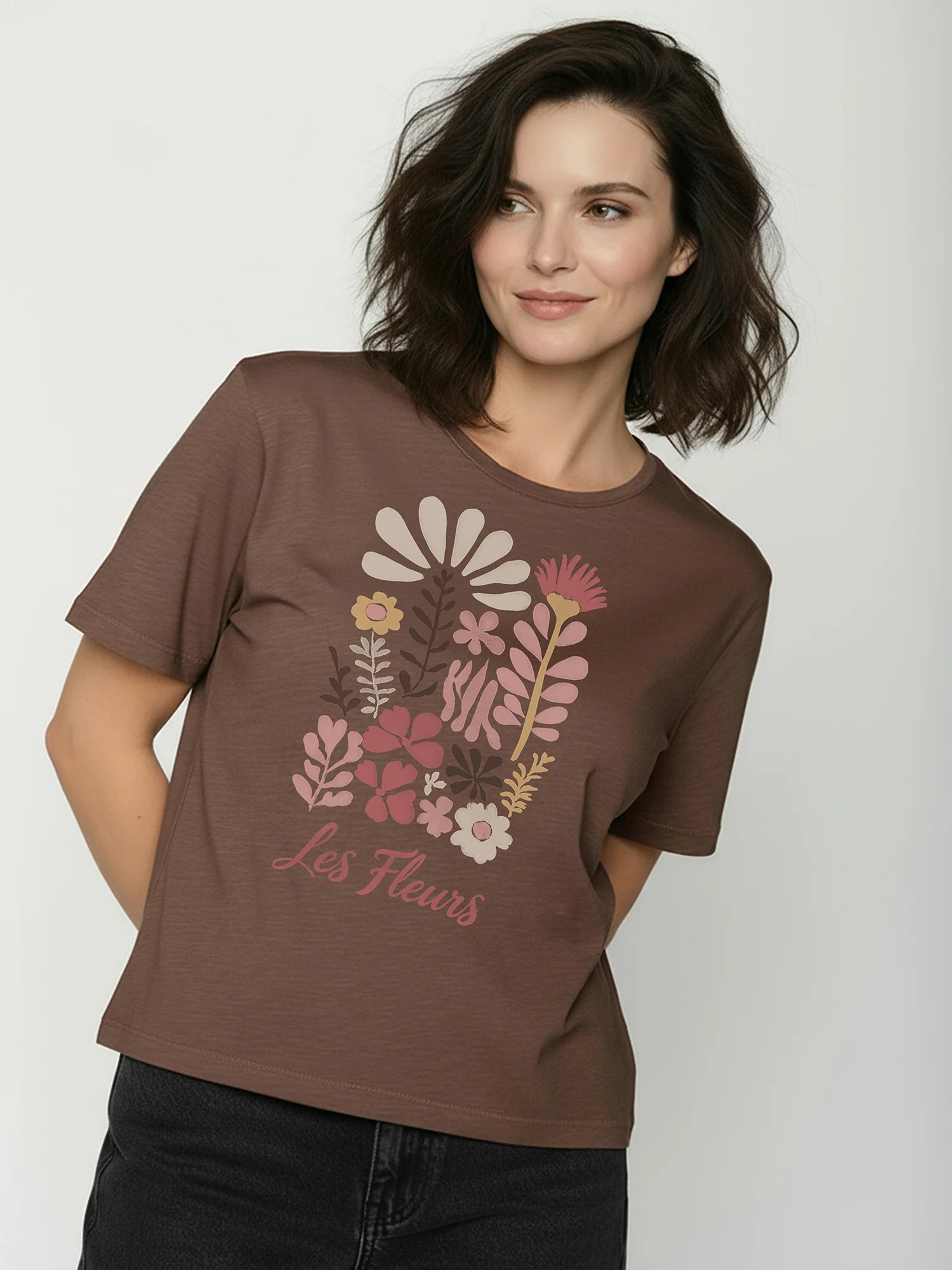 T-shirt femme à motifs fleurs en coton bio GOTS, terre boisée, détail du motif