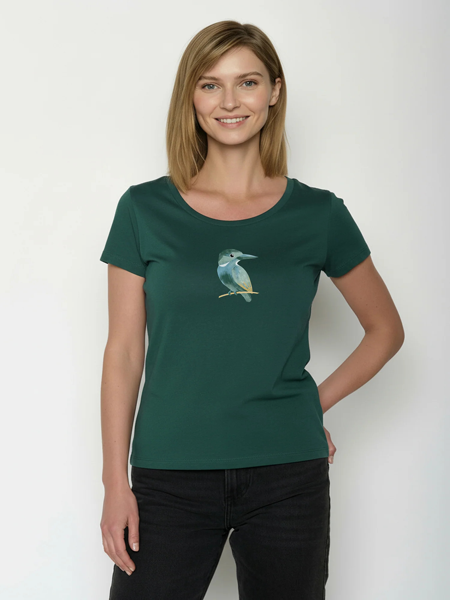 T-shirt femme à motifs oiseau GREENBOMB en coton bio, porté, coloris vert pétrole