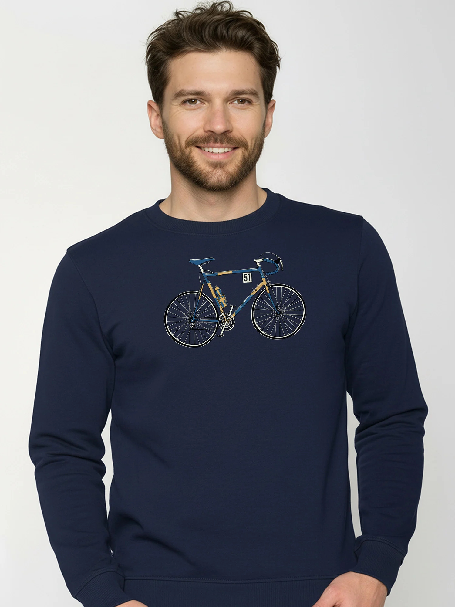 sweat homme en coton bio GOTS, détail du motif, bleu marine