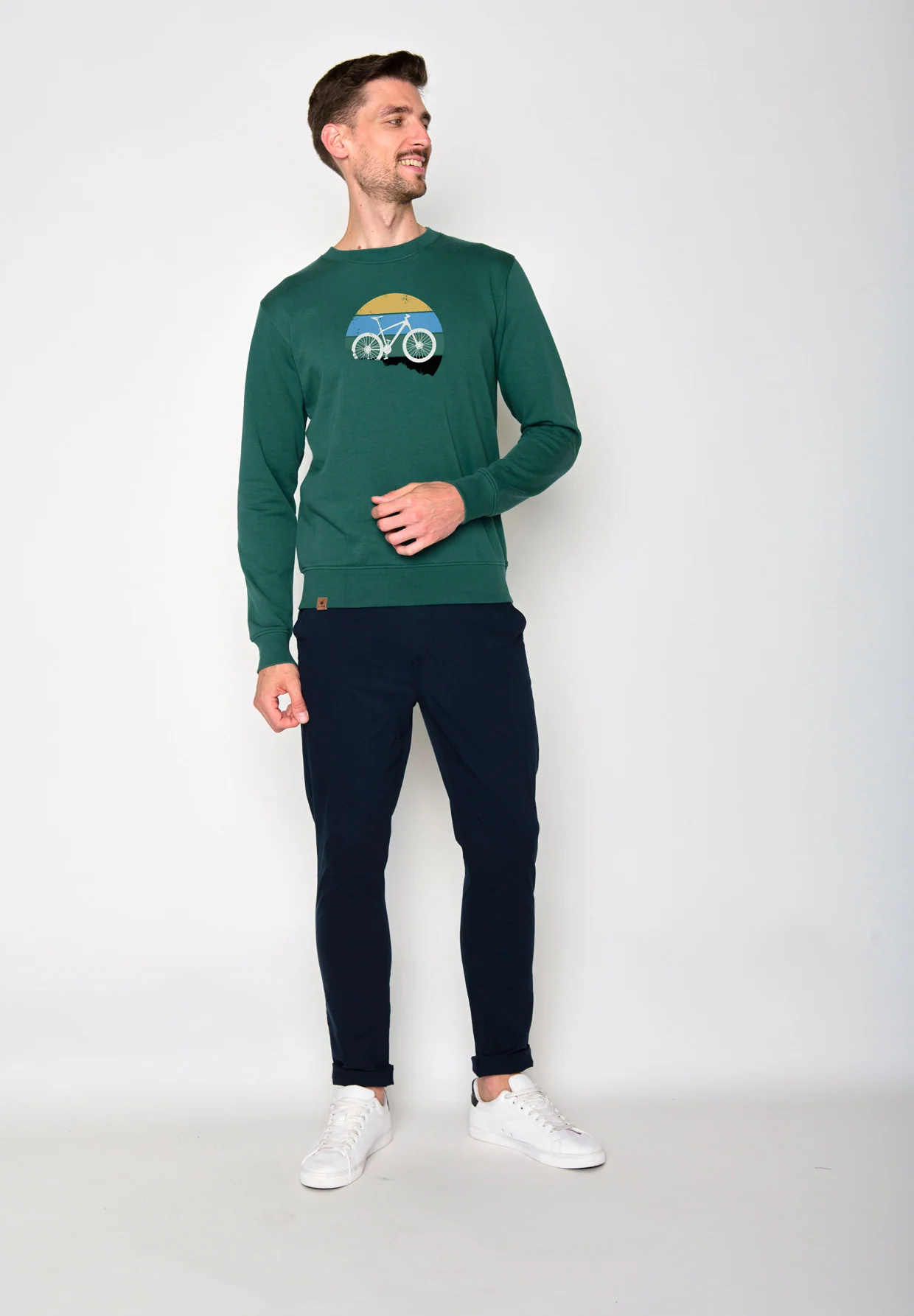 sweat homme en coton bio GOTS, détail du motif, vert jungle