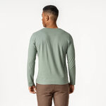 T-shirt manches longues Terik en coton bio vert pin, porté de dos