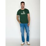 T-shirt homme à motifs ours en canoë en coton bio GOTS, vert bouteille, porté de dos