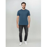 T-shirt homme uni en laine mérinos RWS, bleu pin, porté de dos