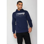 Sweat à capuche homme GREENBOMB en coton bio porté, motif côte et voilier, bleu marine