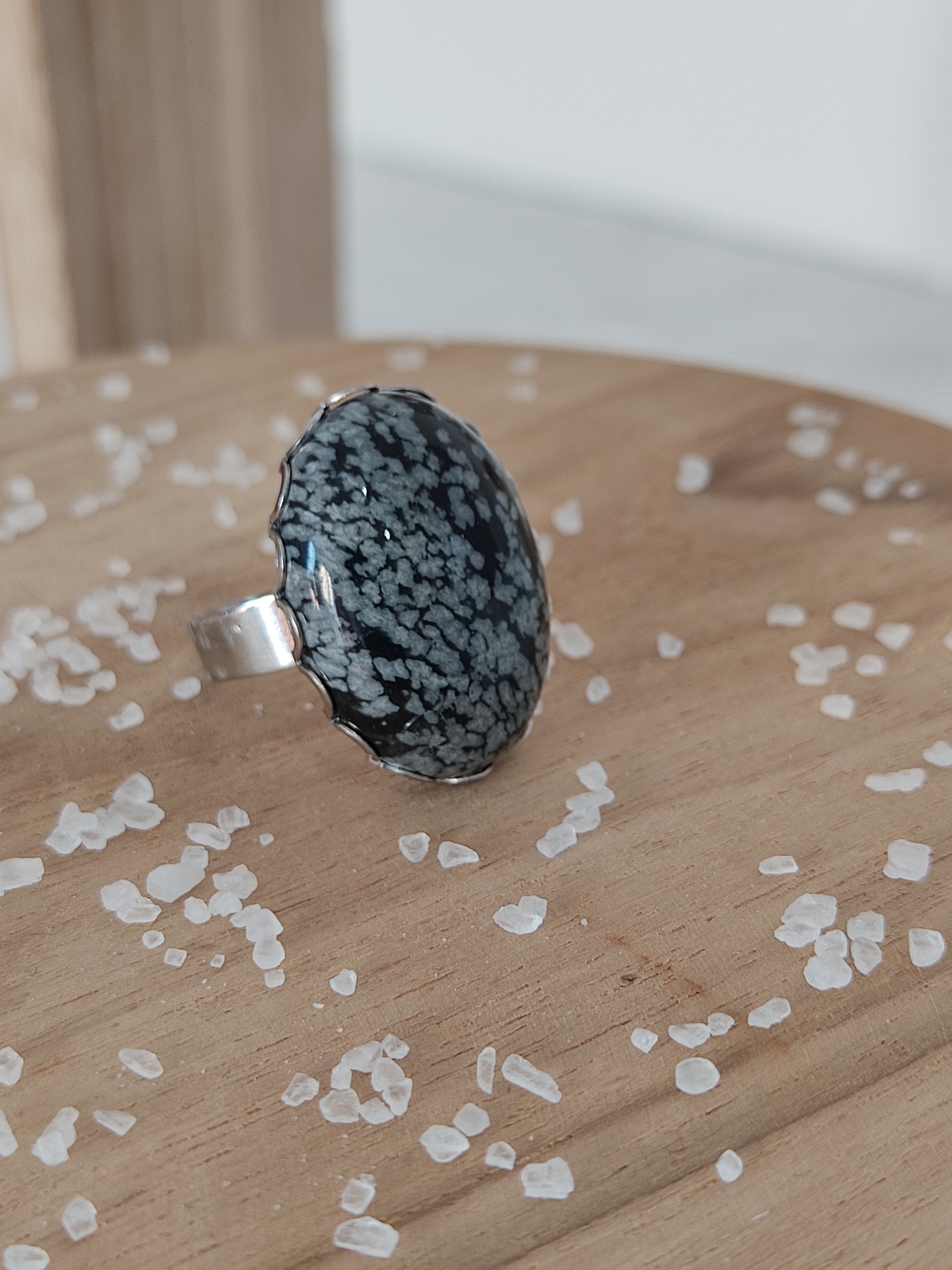 Bague 25x18 Obsdienne neige