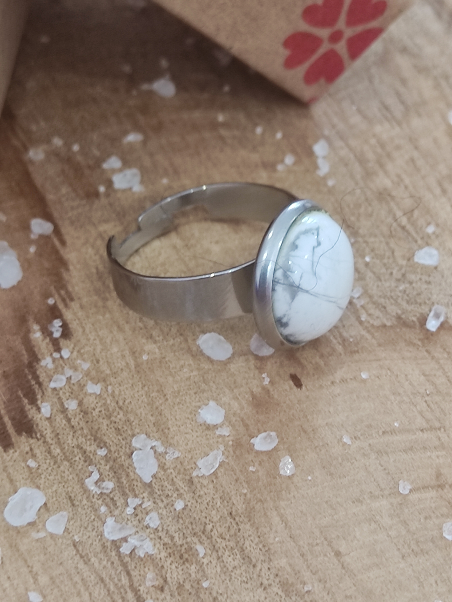 Bague 12mm Howlite 3