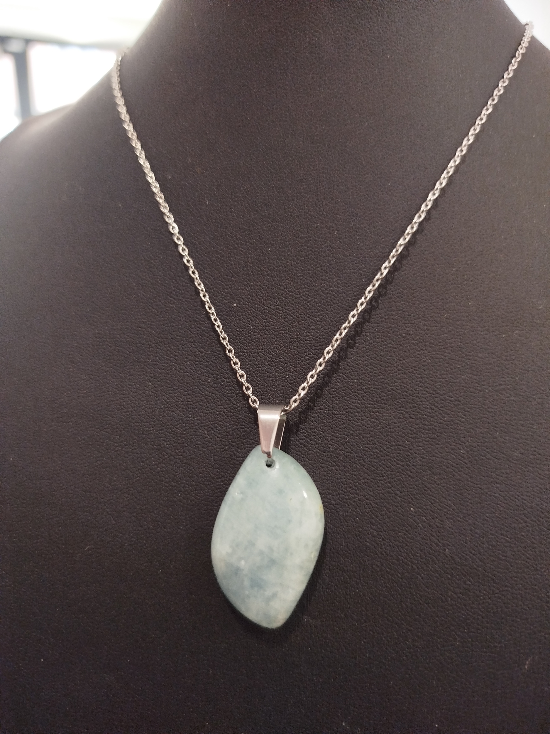 Collier pendentif aigue marine