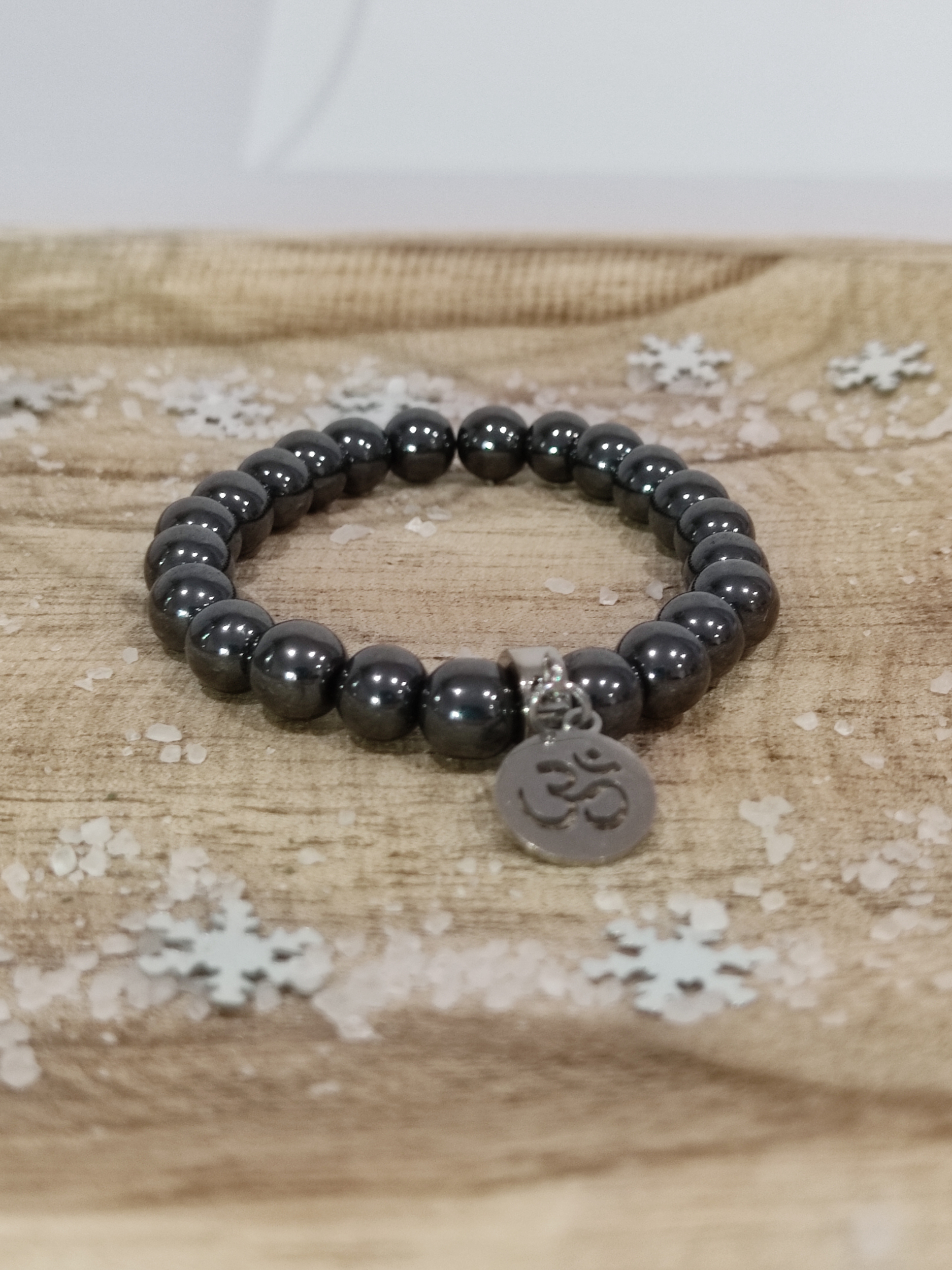 Bracelet hématite ohm 3