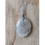 Collier agate plume