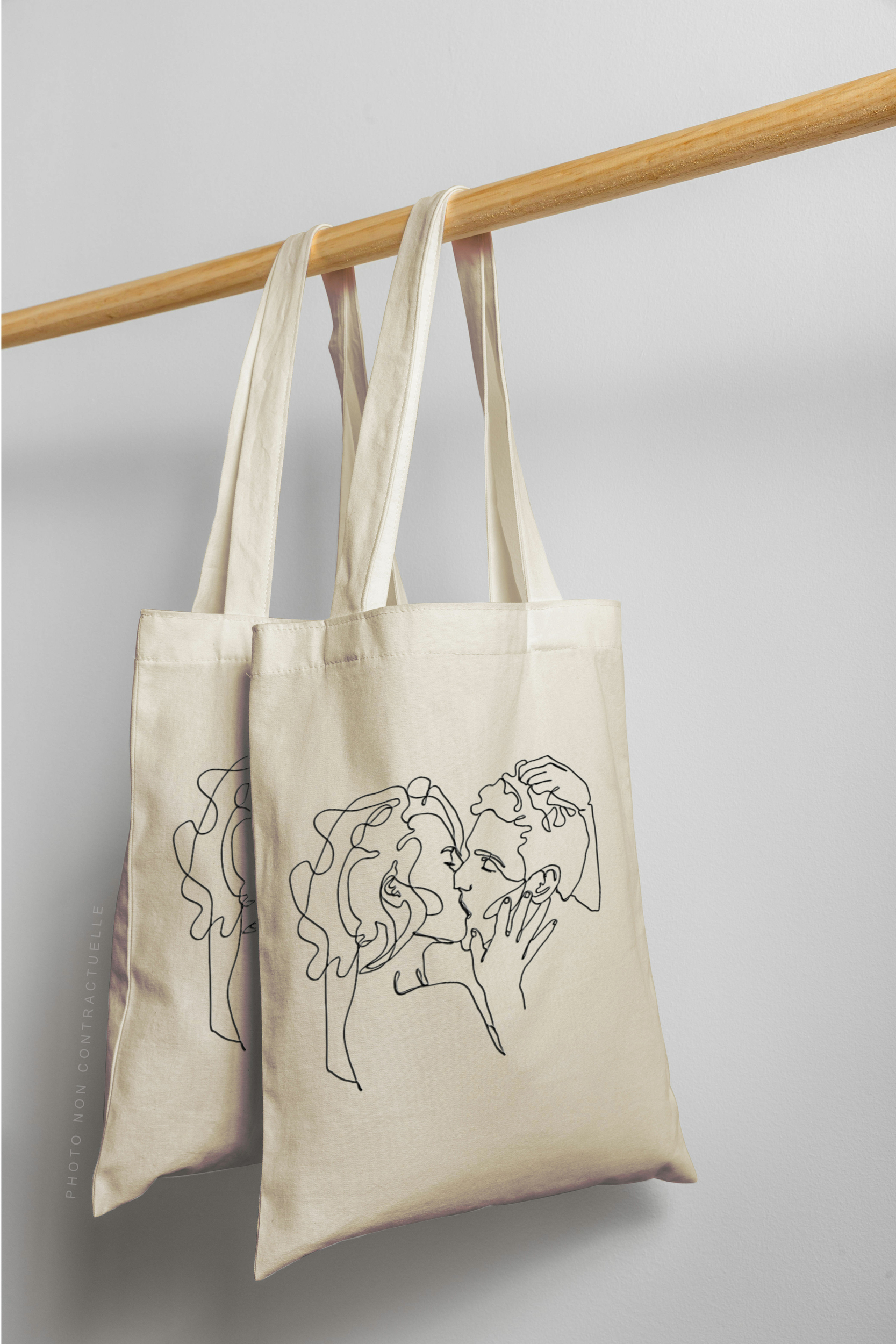 MOCKUP-tote-bag-COUPLE