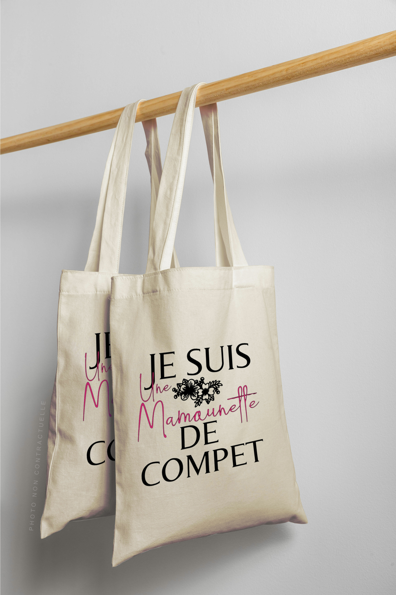 MOCKUP-tote-bag-MAMOUNETTE-DE-COMPET