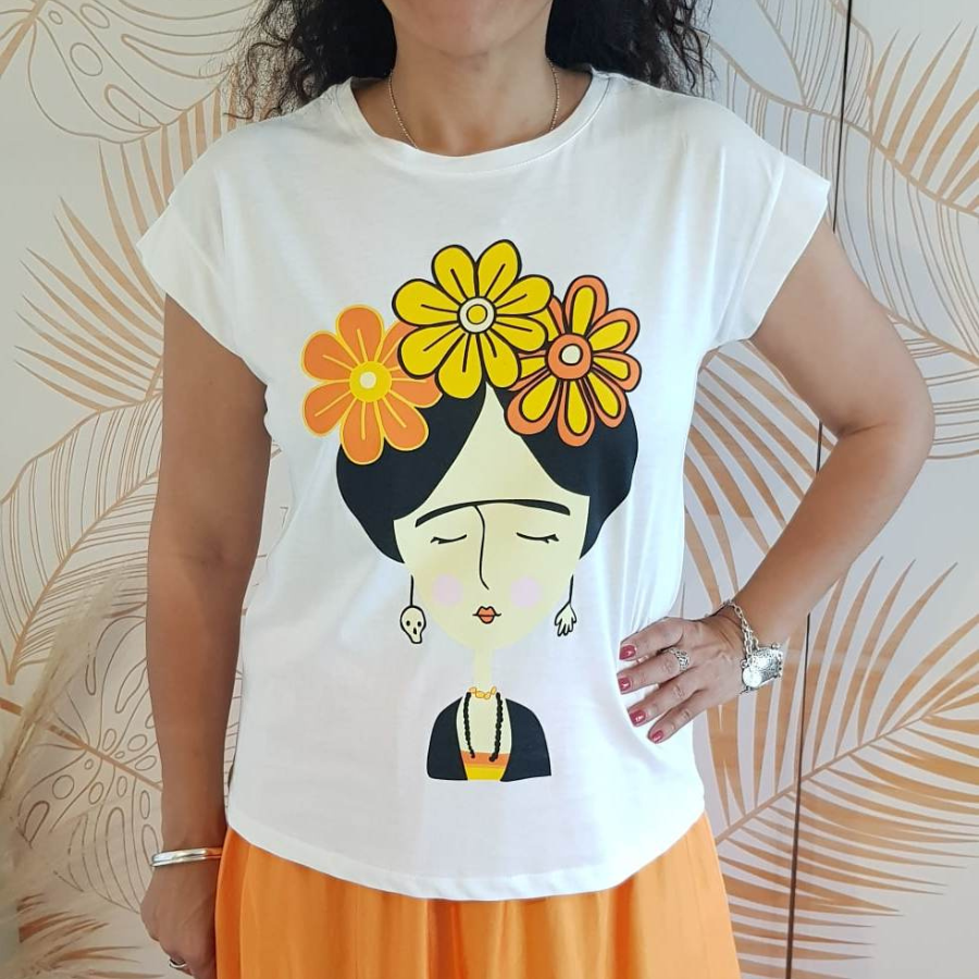 Le T-shirt à imprimé Frida orange : une ode colorée à l\'iconique Frida Kahlo 36-42