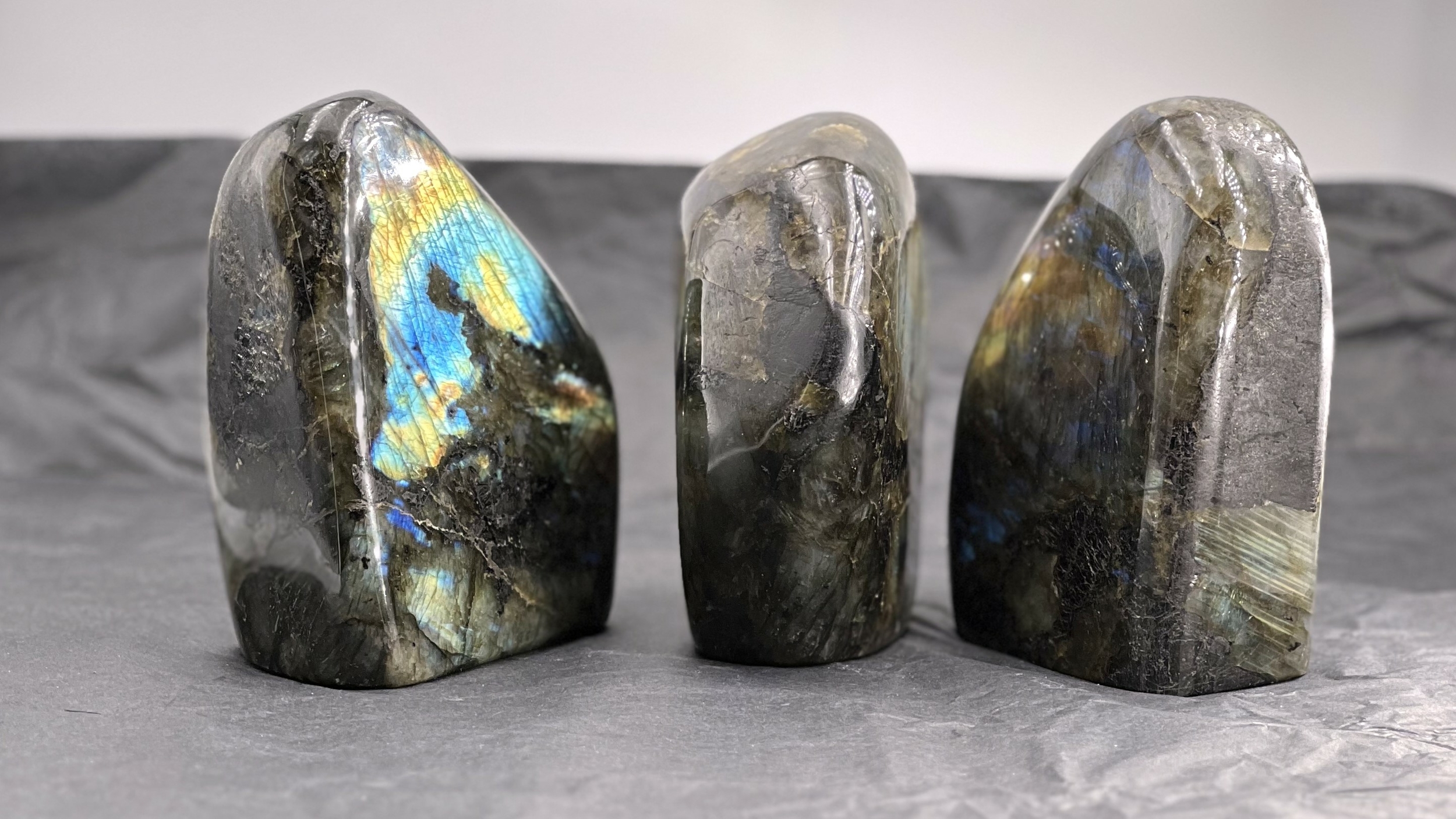 LABRADORITE POLIE QUALITE EXTRA 1KG LES PIERRES DE KYRIA (4)