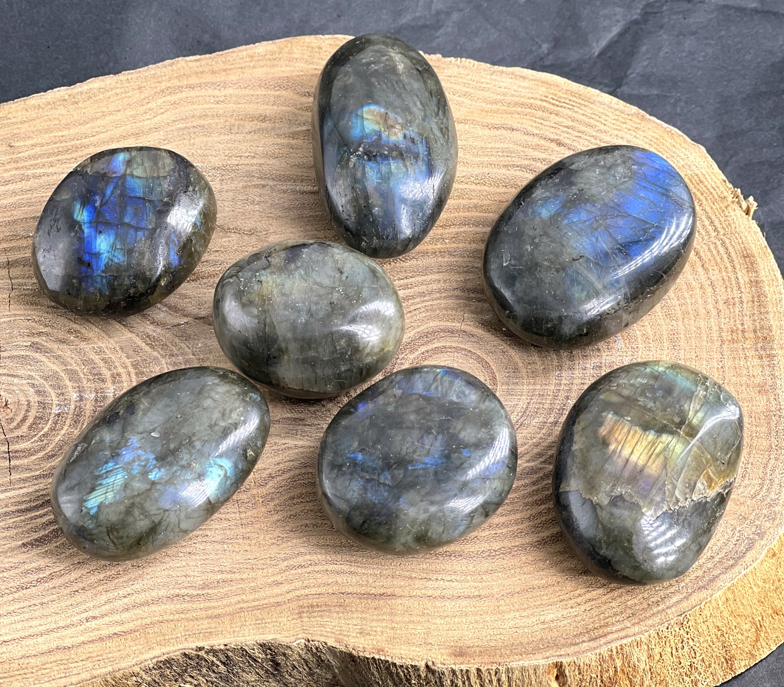 GALET LABRADORITE QUALITE EXTRA MADAGASCAR LES PIERRES DE KYRIA (2)