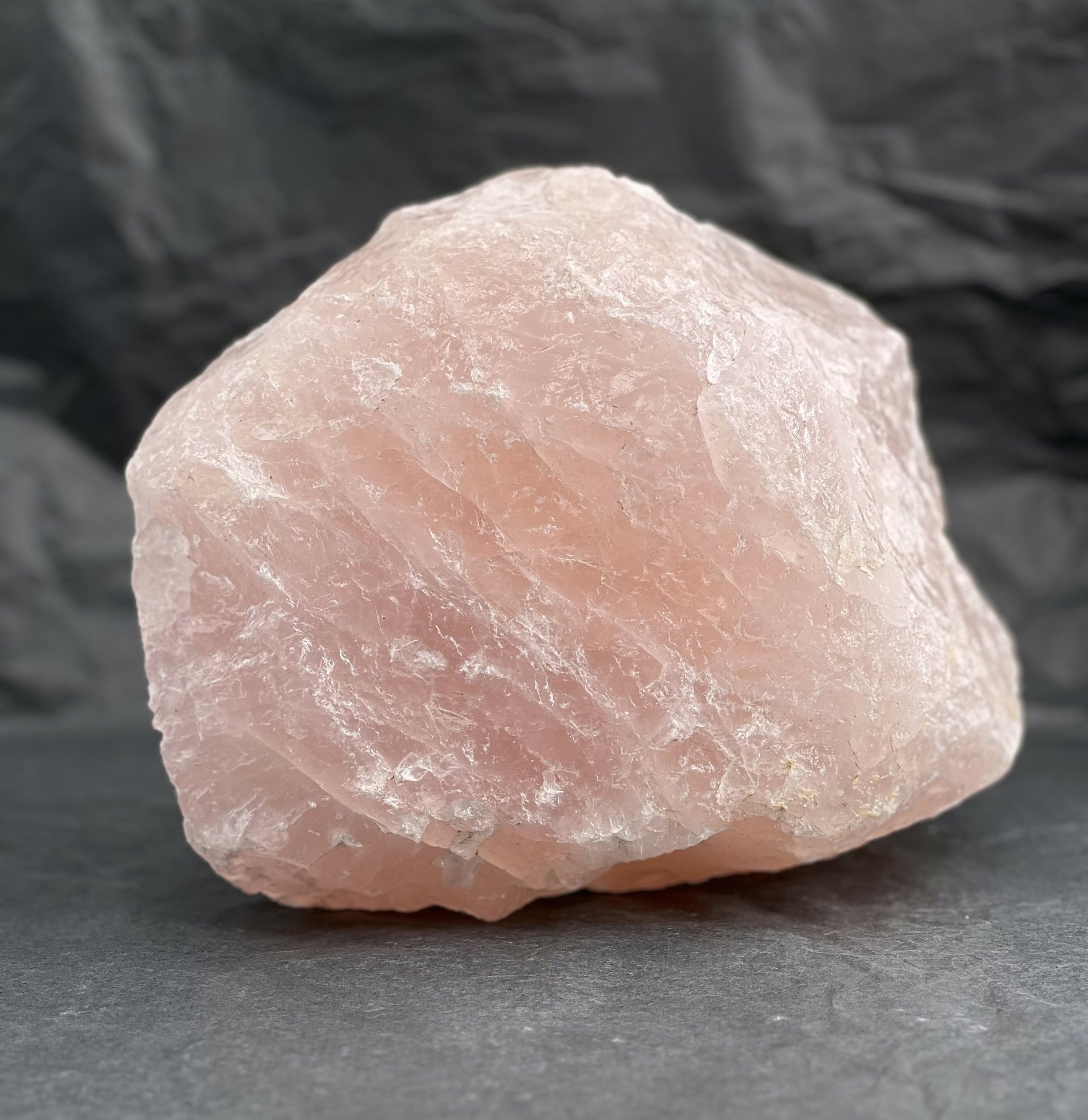 QUARTZ ROSE BRUT 4.7KG LES PIERRES DE KYRIA (1)