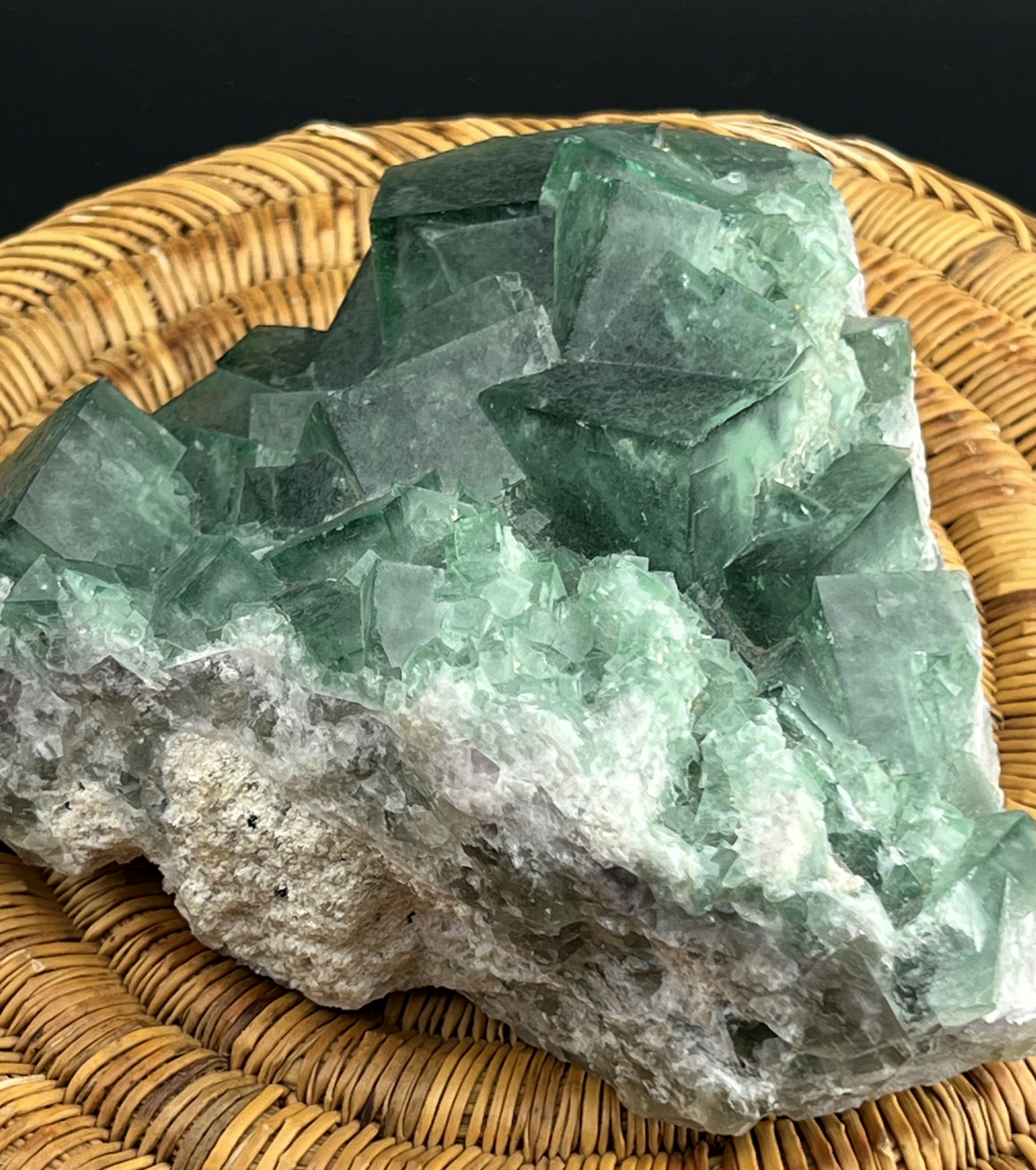 FLUORITE FLUORINE MADAGASCAR 1343G LES PIERRES DE KYRIA (8)