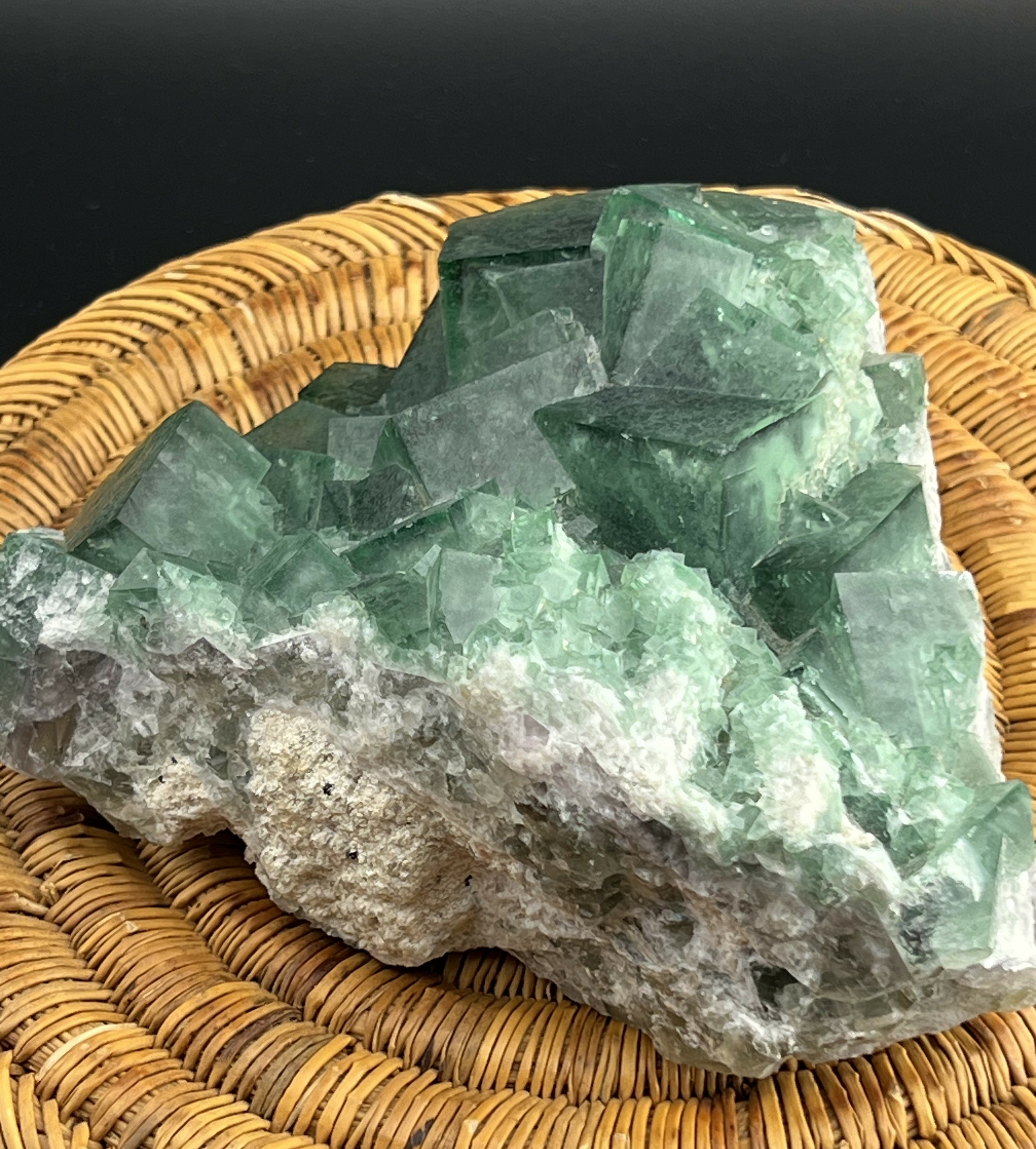 FLUORITE FLUORINE MADAGASCAR 1343G LES PIERRES DE KYRIA (9)