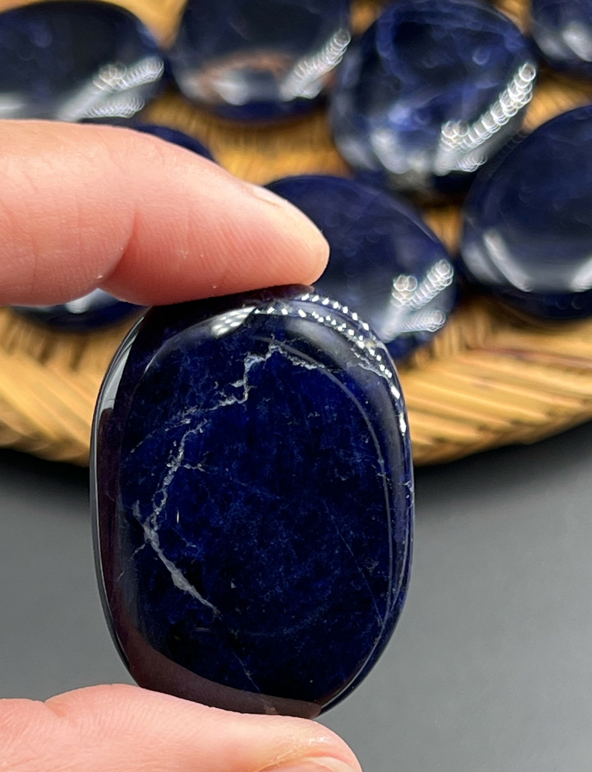 GALET SODALITE LES PIERRES DE KYRIA (3)