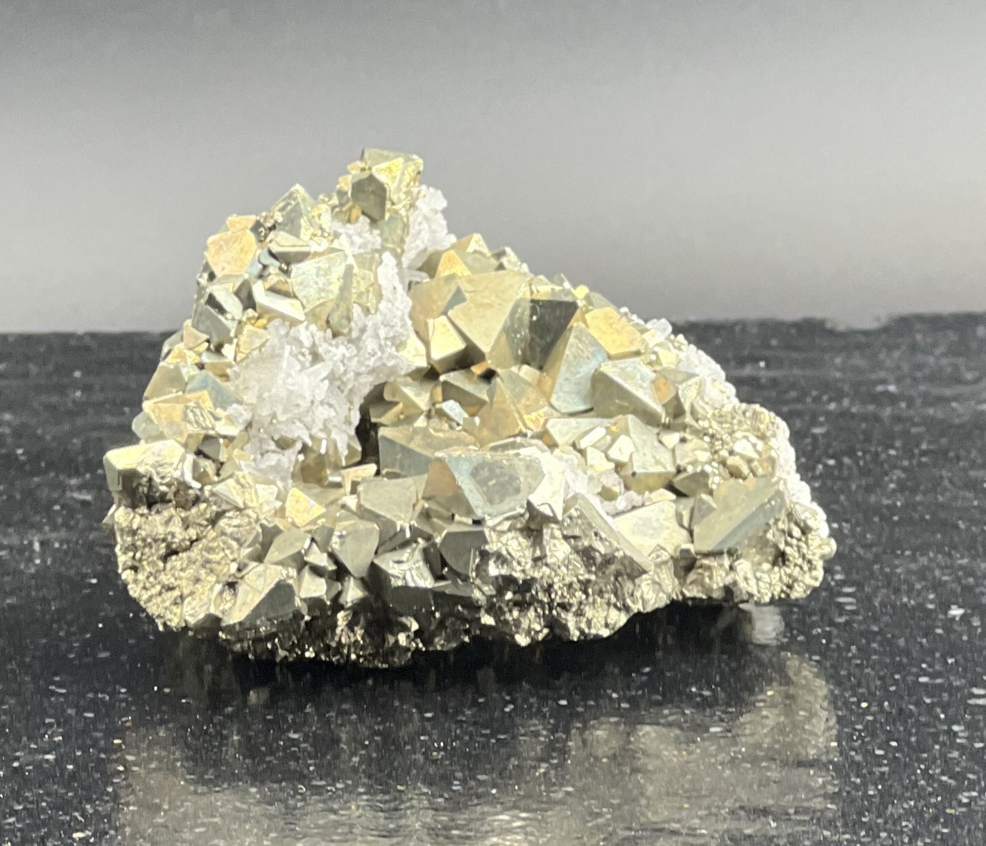 PYRITE BRUTE 255G LES PIERRES DE KYRIA (3)
