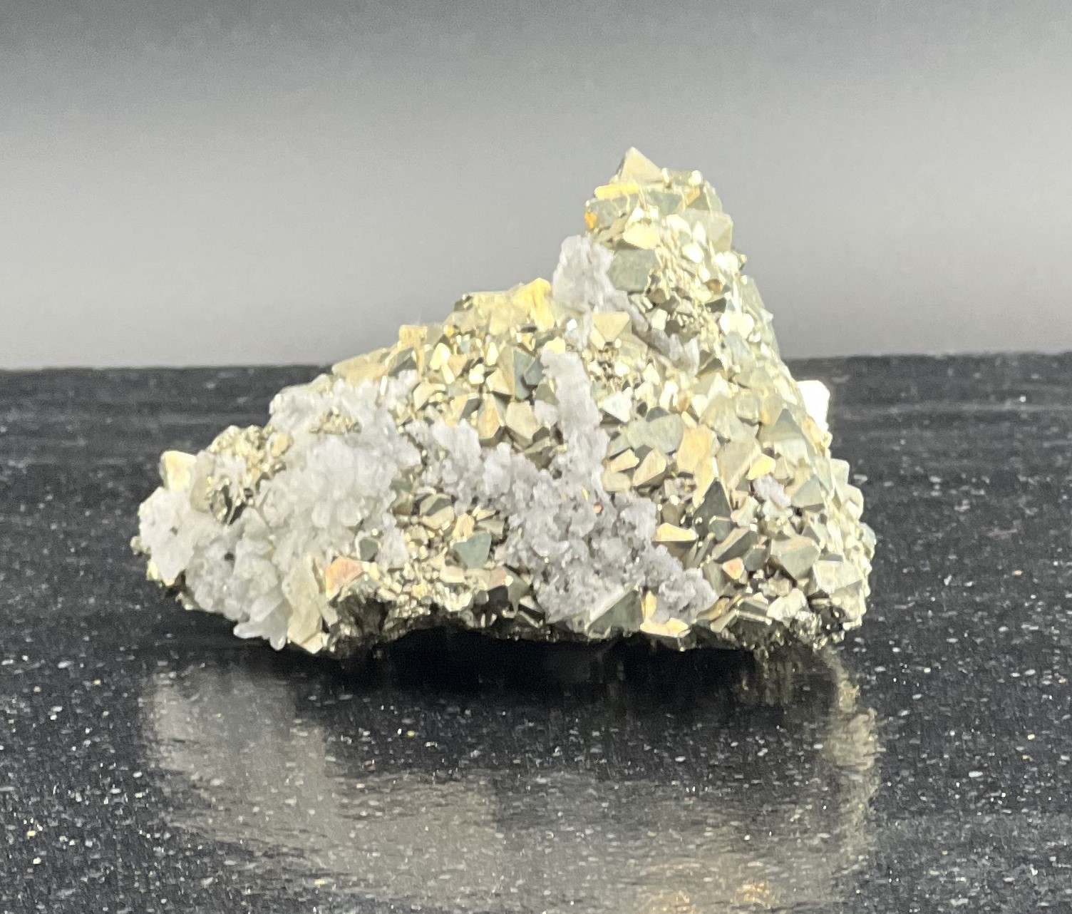 PYRITE BRUTE 255G LES PIERRES DE KYRIA (5)