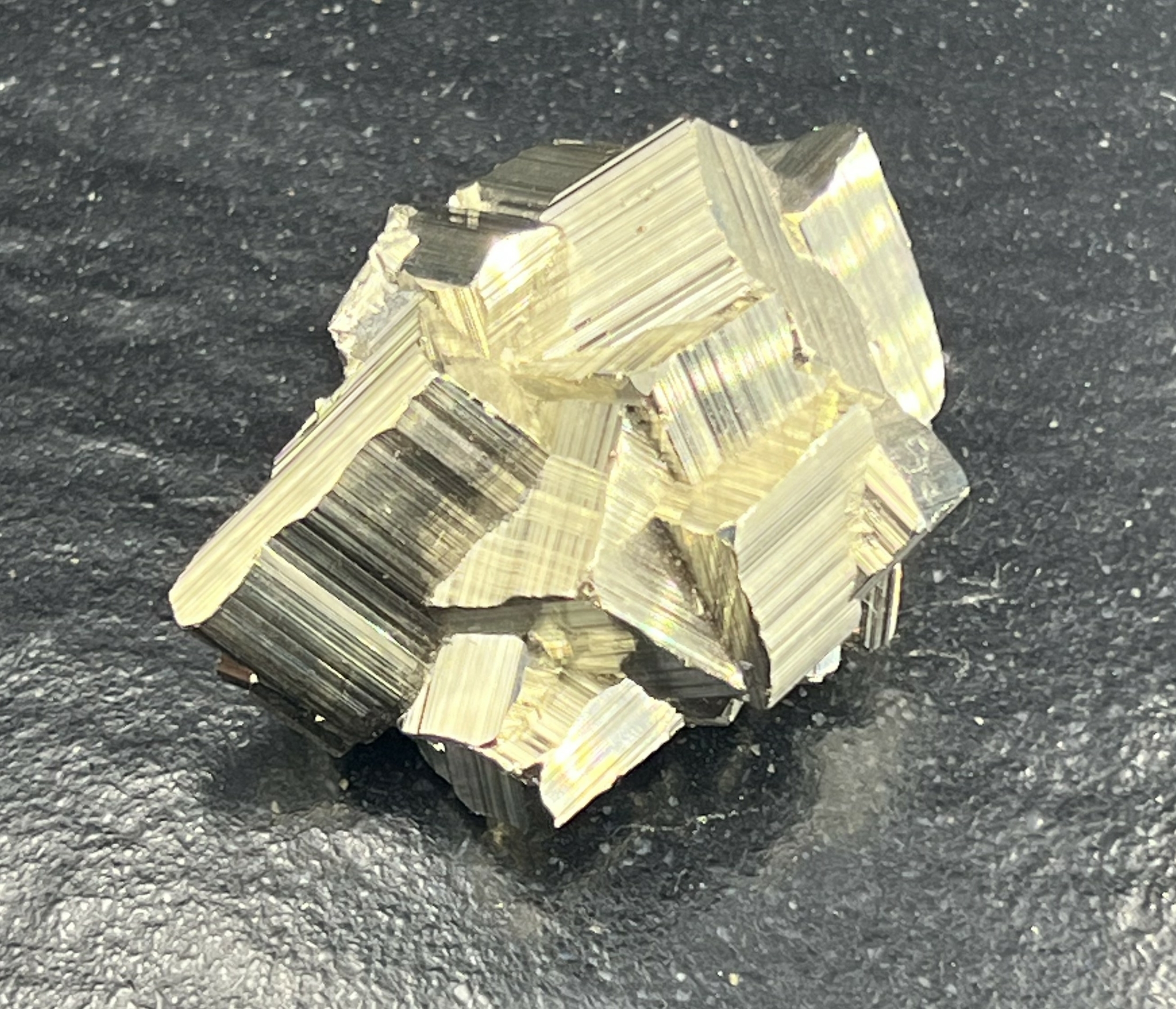 PYRITE BRUTE 180G LES PIERRES DE KYRIA (5)